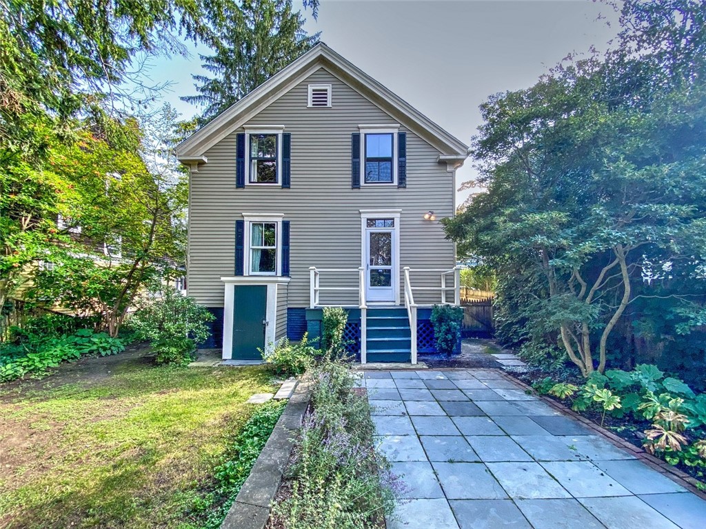 28 Creighton Street Providence, RI 02906 - Photo 44 of 48
