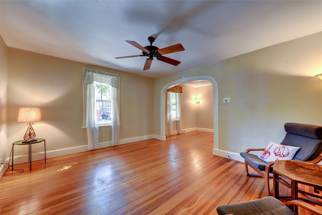 28 Creighton Street Providence, RI 02906 - Photo 8 of 48