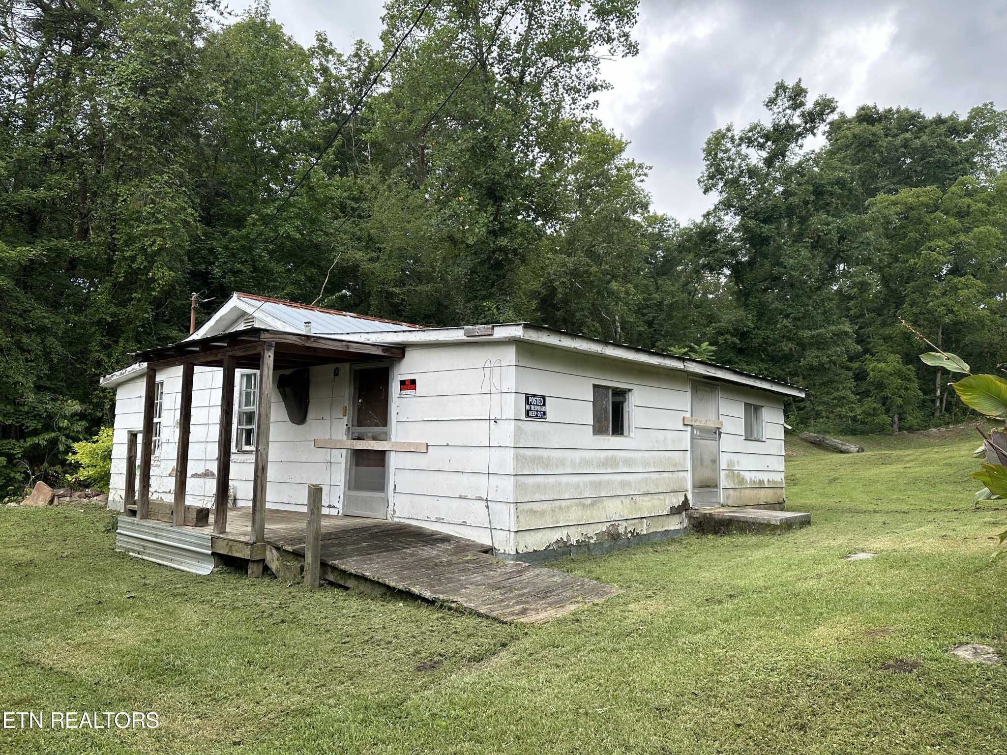 845 Rockfort Road Pikeville, TN 37367 - Photo 11 of 30 Gallery Image 11