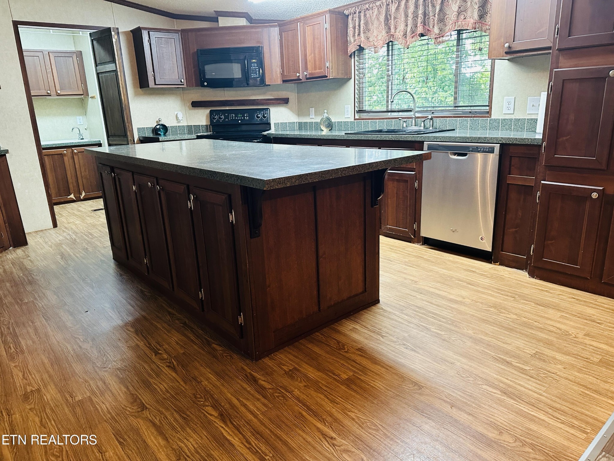 845 Rockfort Road Pikeville, TN 37367 - Photo 17 of 30 Gallery Image 17