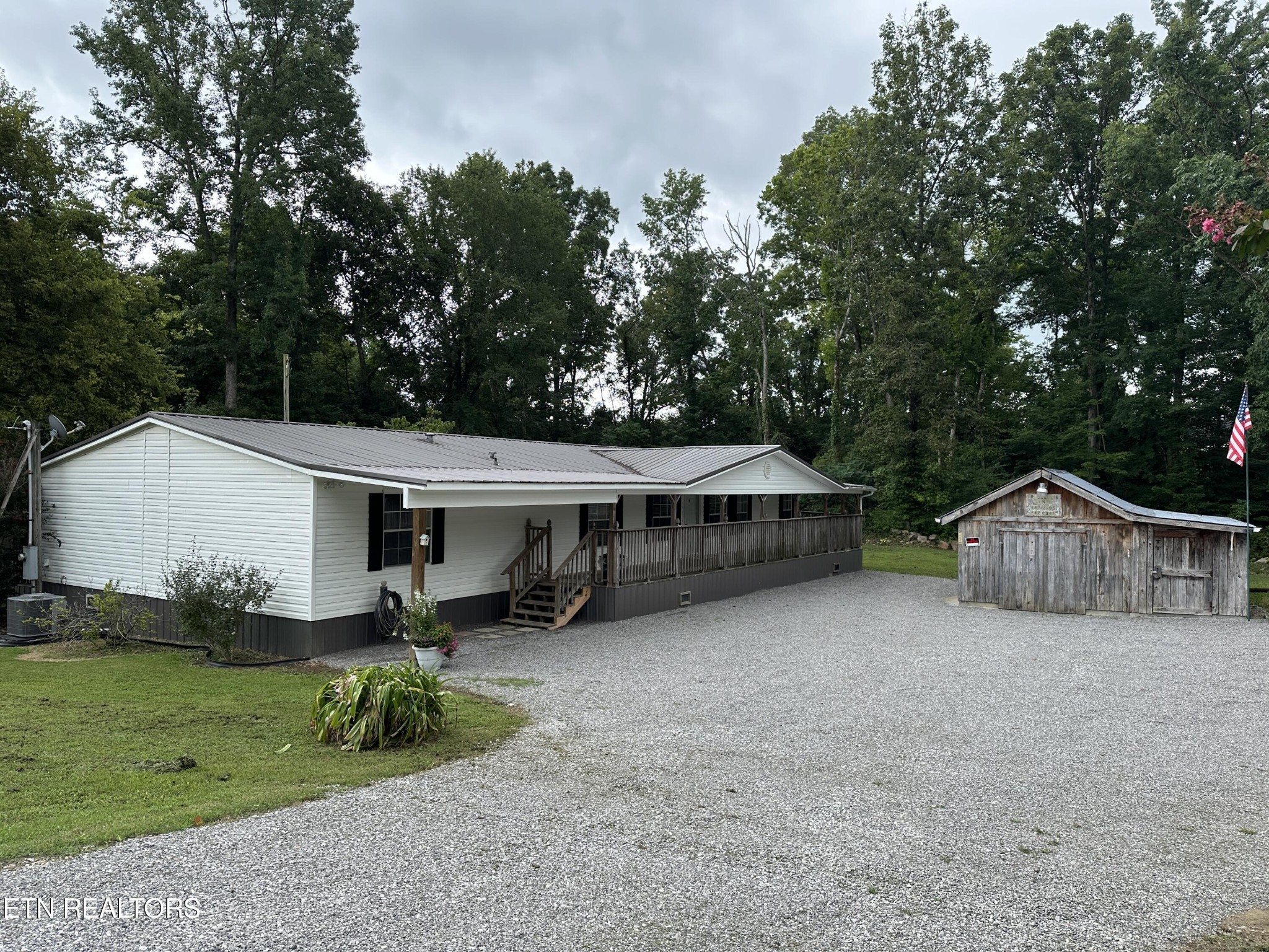 845 Rockfort Road Pikeville, TN 37367 - Photo 2 of 30 Gallery Image 2