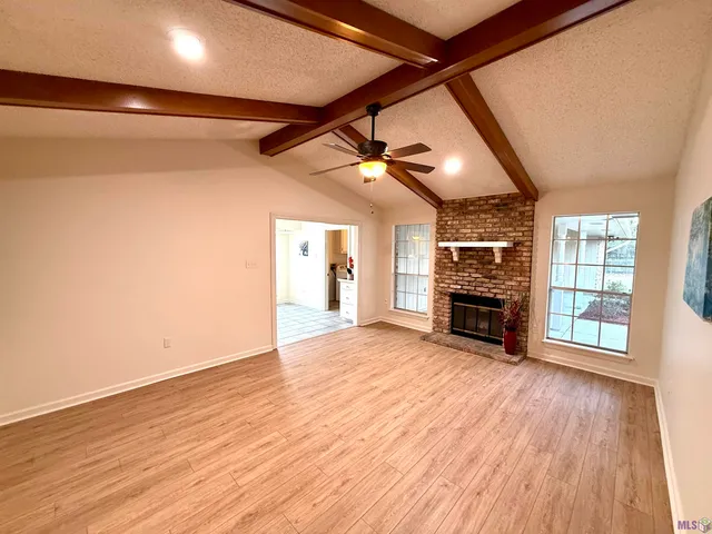 $2,000 | 1633 Brookhollow Drive, Baton Rouge, LA 70810