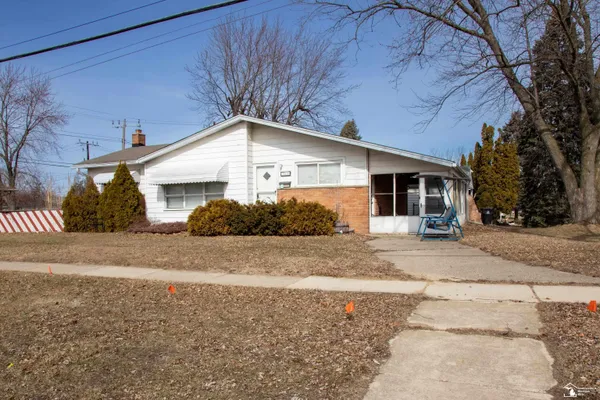 $239,000 | 33618 Warren Road, Westland, MI 48185