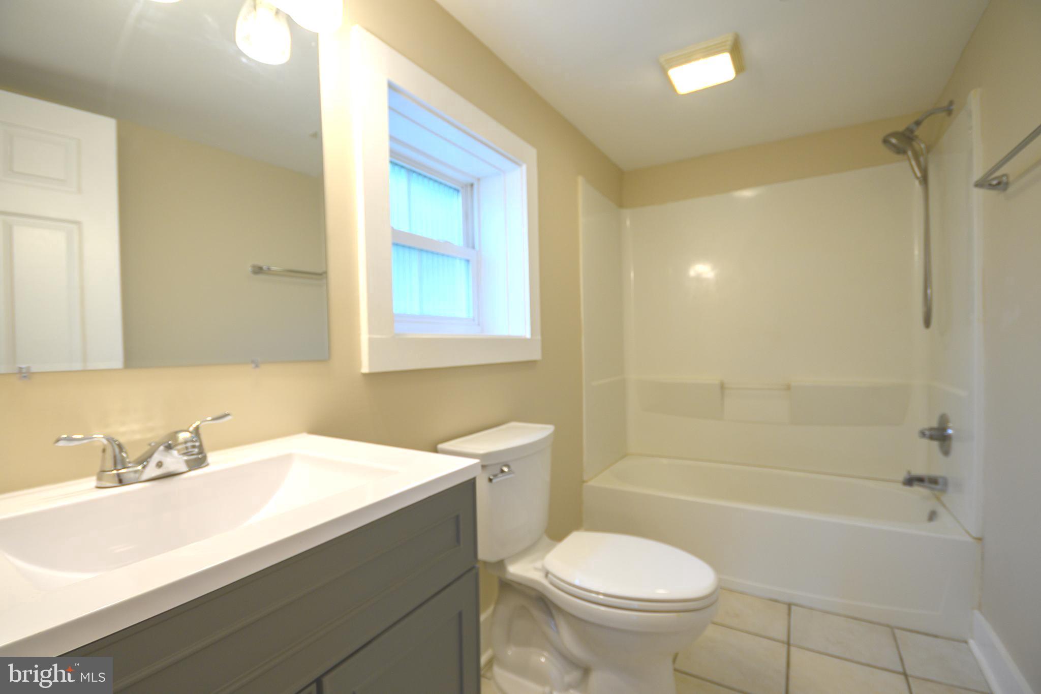 169 Creek Road Toms Brook, VA 22660 - Photo 14 of 36 MASTER BATH
