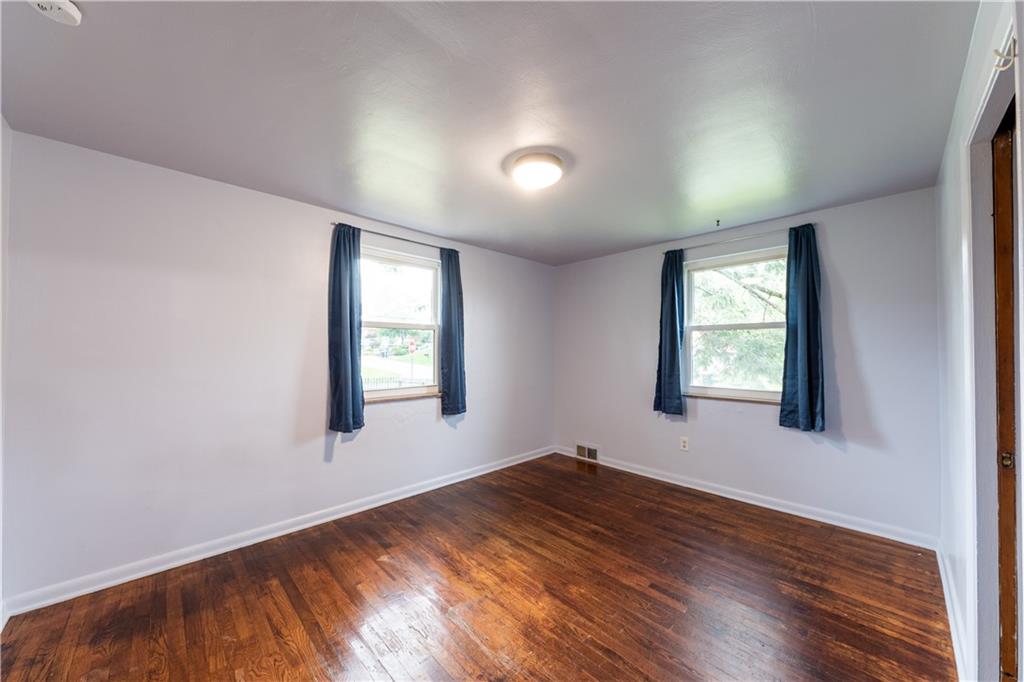 958 Rosalind Road Pittsburgh, PA 15237 - Photo 11 of 18 Gallery Image 11