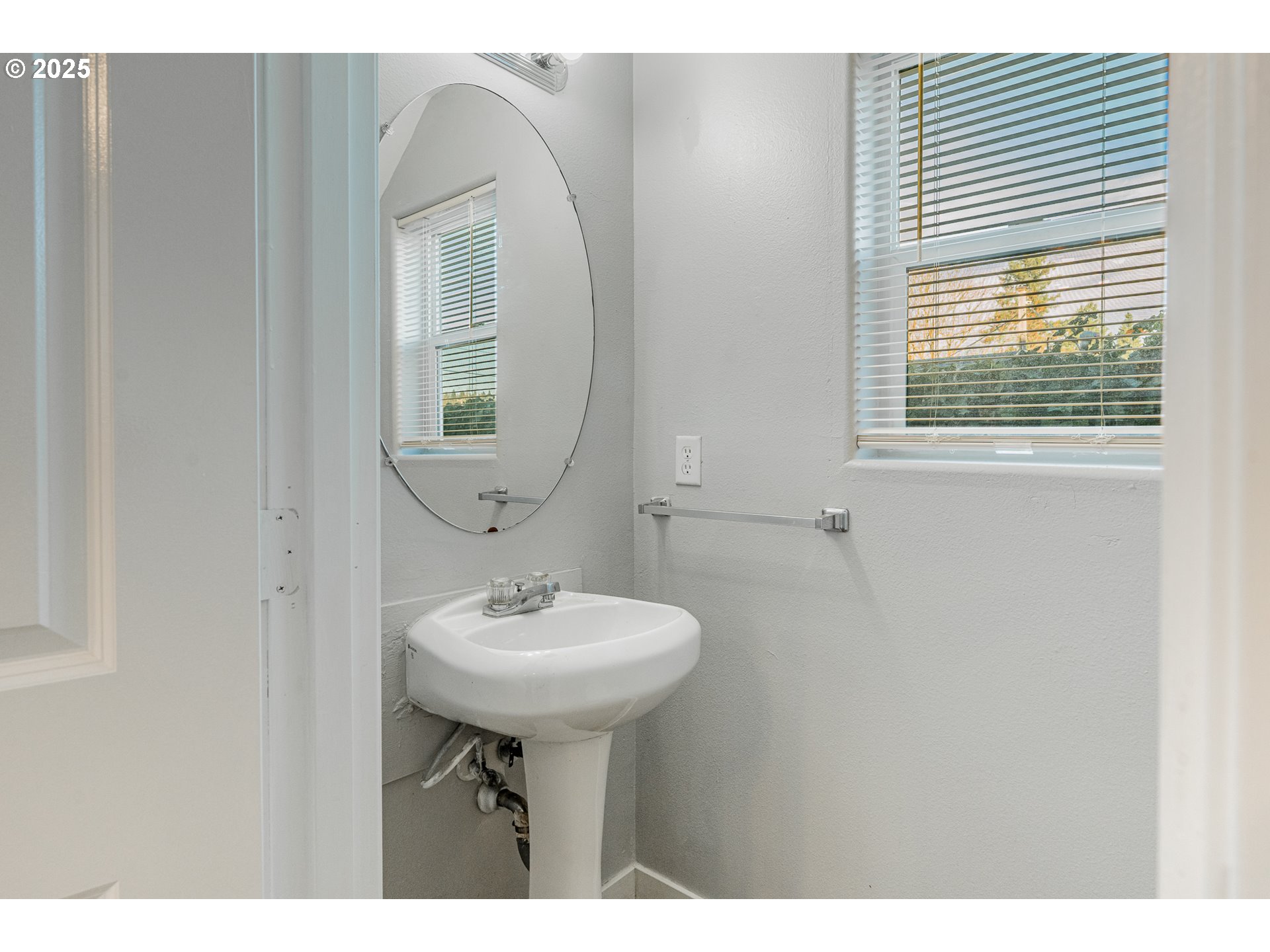 3449 Northeast 81st Avenue Portland, OR 97213 - Photo 15 of 41