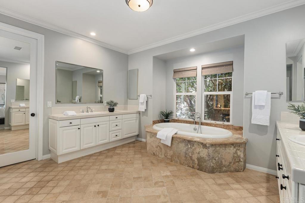 7627 Circulo Sequoia Carlsbad, CA 92009 - Photo 42 of 72