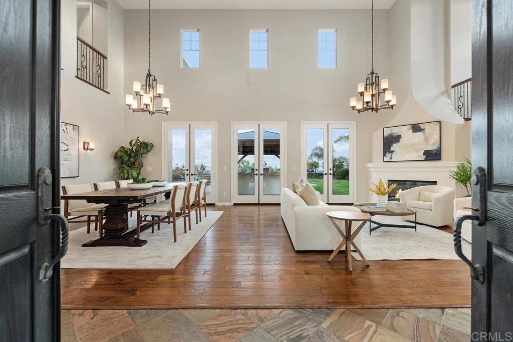 7627 Circulo Sequoia Carlsbad, CA 92009 - Photo 8 of 72