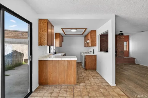 $1,148,000 | 4451 161st Street, Lawndale, CA 90260