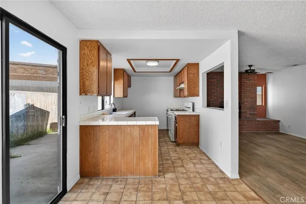 $1,148,000 | 4451 161st Street, Lawndale, CA 90260