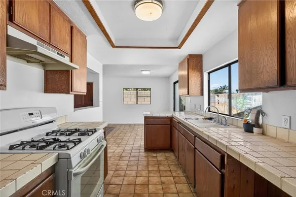 $1,148,000 | 4451 161st Street, Lawndale, CA 90260
