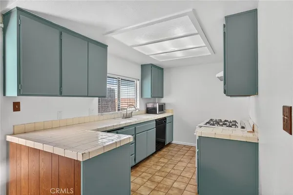 $1,148,000 | 4451 161st Street, Lawndale, CA 90260