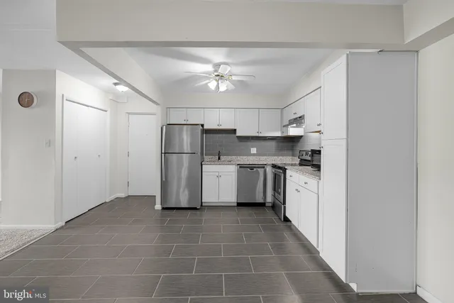 $1,800 | 64 Welsh Tract Road, Unit C311, Newark, DE 19713