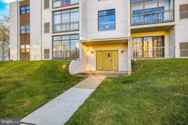 $1,800 | 64 Welsh Tract Road, Unit C311, Newark, DE 19713