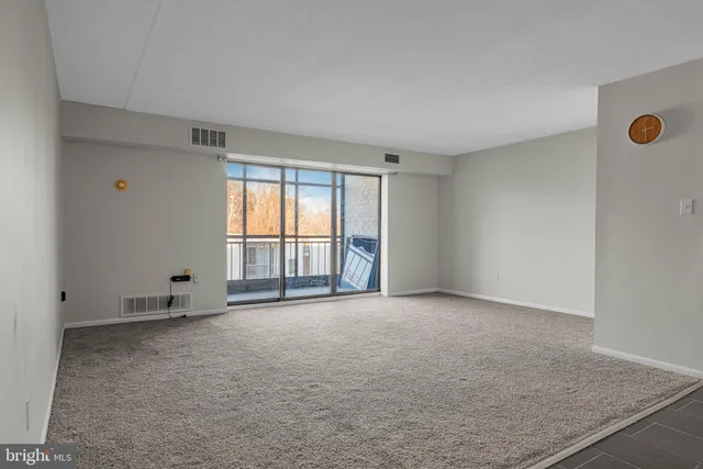 $1,800 | 64 Welsh Tract Road, Unit C311, Newark, DE 19713