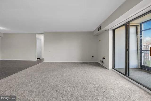 $1,800 | 64 Welsh Tract Road, Unit C311, Newark, DE 19713