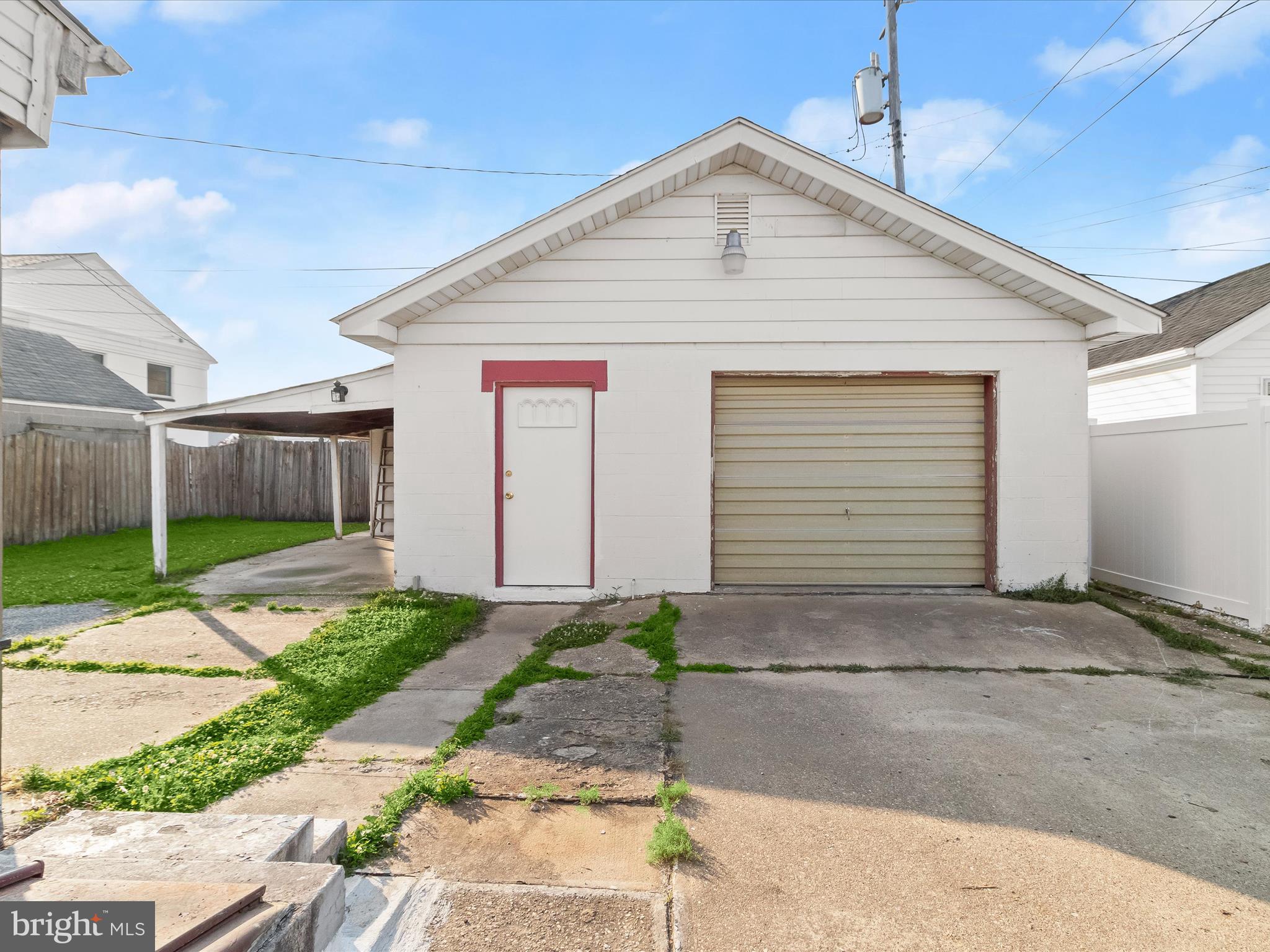 213 Ashwood Road Baltimore, MD 21222 - Photo 2 of 29 Detached Garage w/ carport