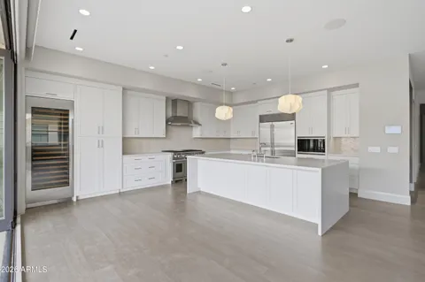 $2,999,900 | 5541 East Stella Lane, Paradise Valley, AZ 85253