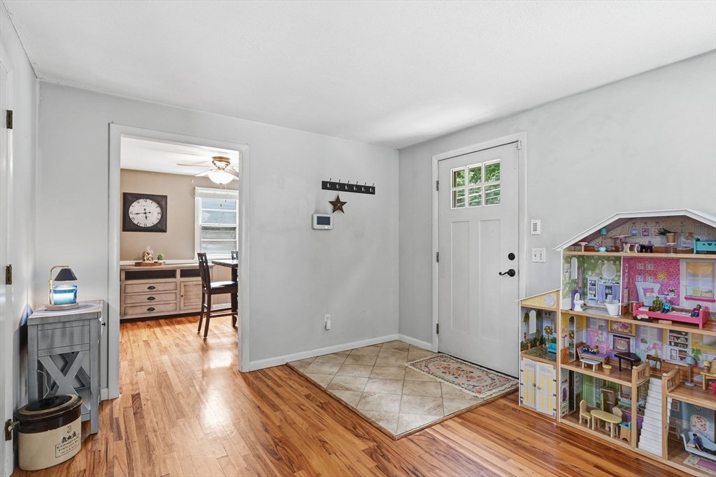 100 Colorado Street Springfield, MA 01118 - Photo 5 of 42