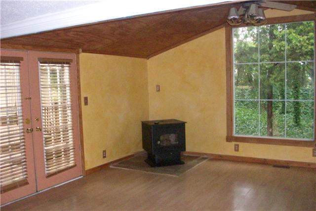 2786 Airport Road Centerville, TN 37137 - Photo 7 of 12 Living Room w/Pellet Heater