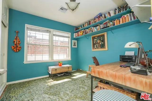 $899,000 | 17649 Lemay Street, Lake Balboa, CA 91406