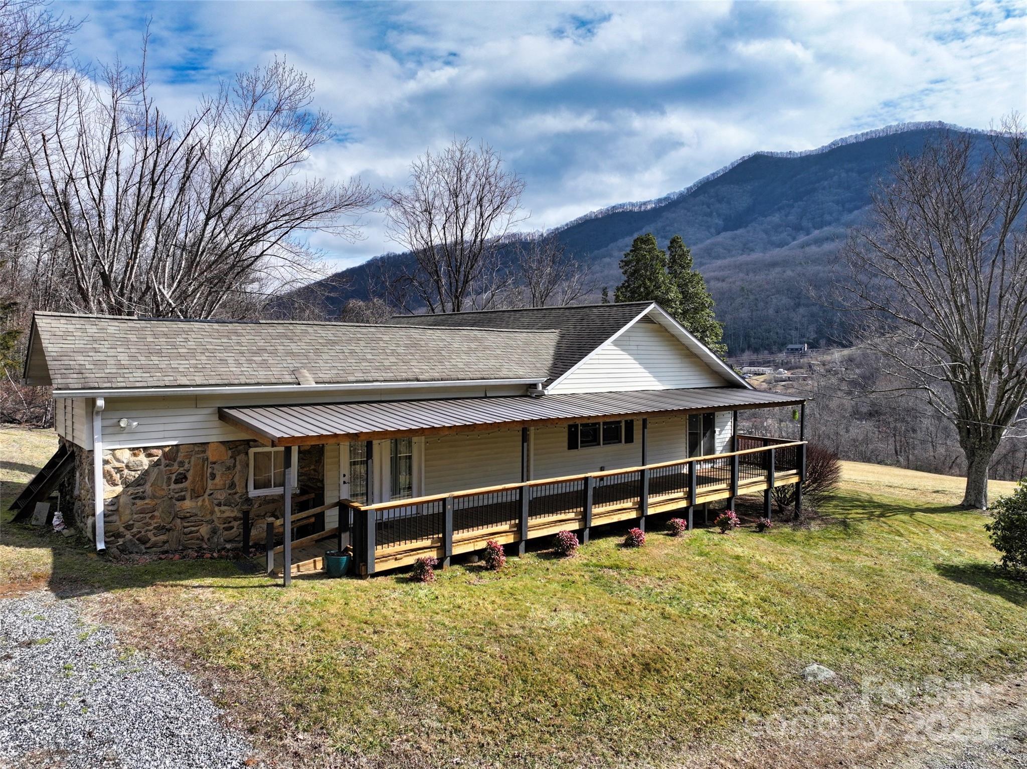 1567 Newfound Road Canton, NC 28716 - Photo 32 of 46 Gallery Image 32