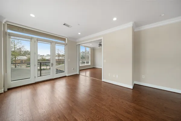 $2,200 | 1419 Montrose Boulevard, Unit 202, Houston, TX 77019