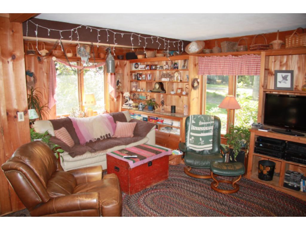 43 Woods Road Holderness, NH 03245 - Photo 11 of 33 Gallery Image 11