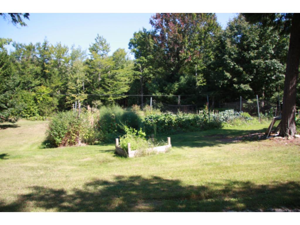 43 Woods Road Holderness, NH 03245 - Photo 3 of 33 Gallery Image 3