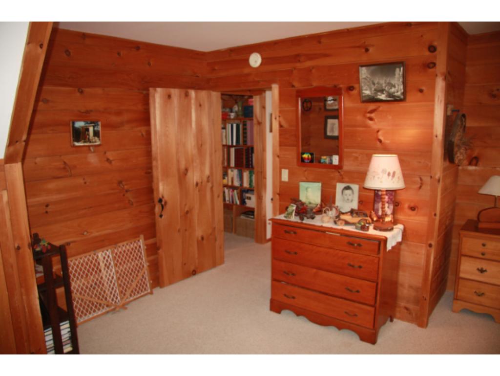 43 Woods Road Holderness, NH 03245 - Photo 21 of 33 Gallery Image 21