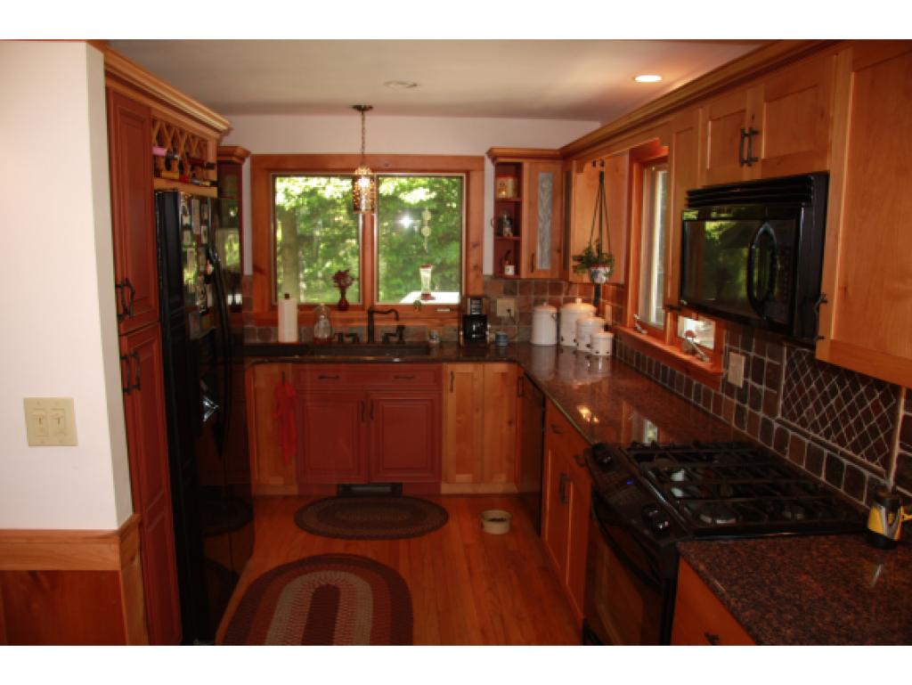 43 Woods Road Holderness, NH 03245 - Photo 8 of 33 Gallery Image 8