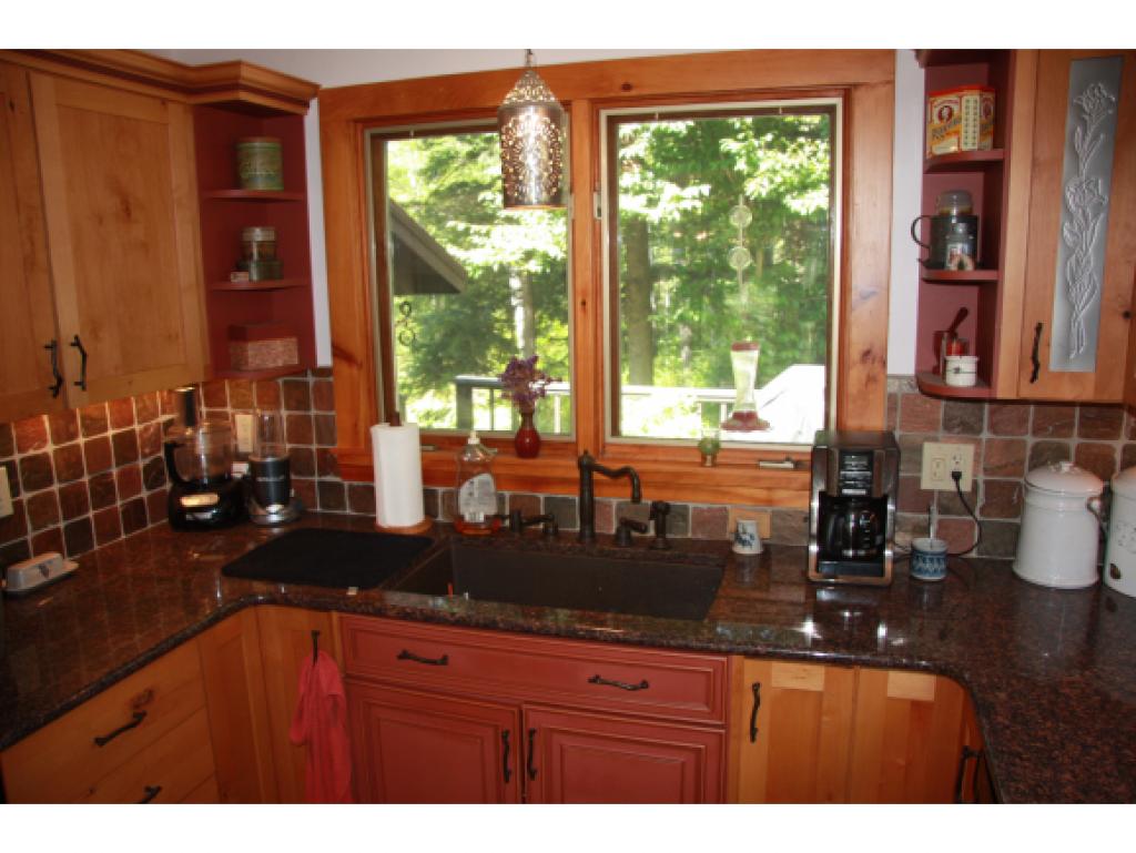 43 Woods Road Holderness, NH 03245 - Photo 9 of 33 Gallery Image 9
