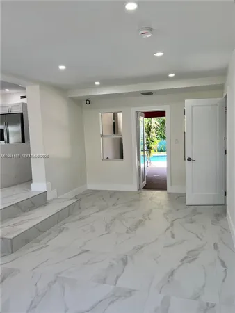 $7,500 | 5970 Southwest 46th Street, Unit 5970, Miami, FL 33155