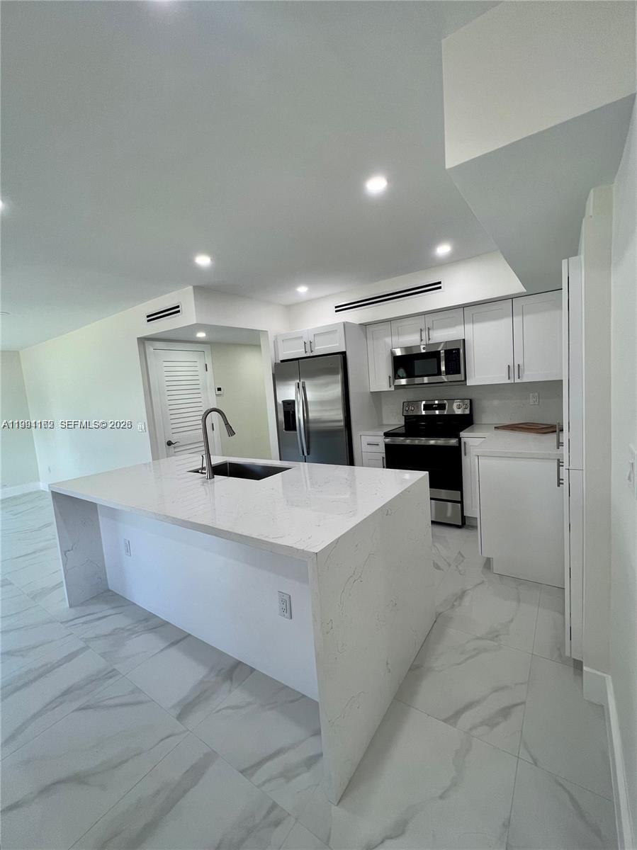 5970 Southwest 46th Street, Unit 5970 Miami, FL 33155 - Photo 9 of 30