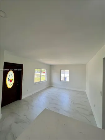 $7,500 | 5970 Southwest 46th Street, Unit 5970, Miami, FL 33155