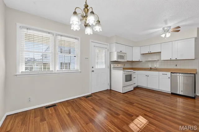 $159,900 | 2809 Mayer Drive, Unit 2809, St. Charles, MO 63301