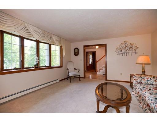 46 Deerfield Road Shrewsbury, MA 01545 - Photo 5 of 26 Gallery Image 5