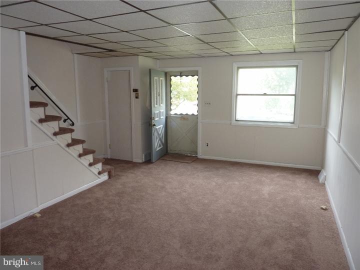 803 Bennington Road Folcroft, PA 19032 - Photo 3 of 10
