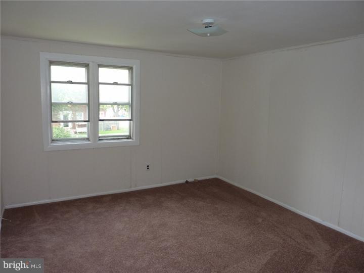 803 Bennington Road Folcroft, PA 19032 - Photo 5 of 10