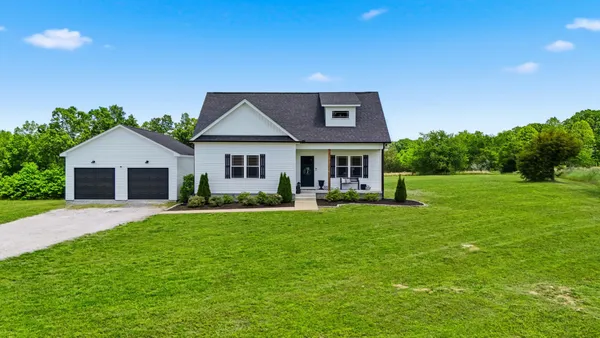 $339,900 | 1285 Oak Grove Road, Dickson, TN 37055