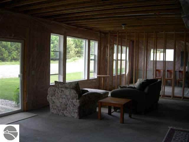 10727 Shrewbury Road Traverse City, MI 49684 - Photo 9 of 9 1702693-8.JPG