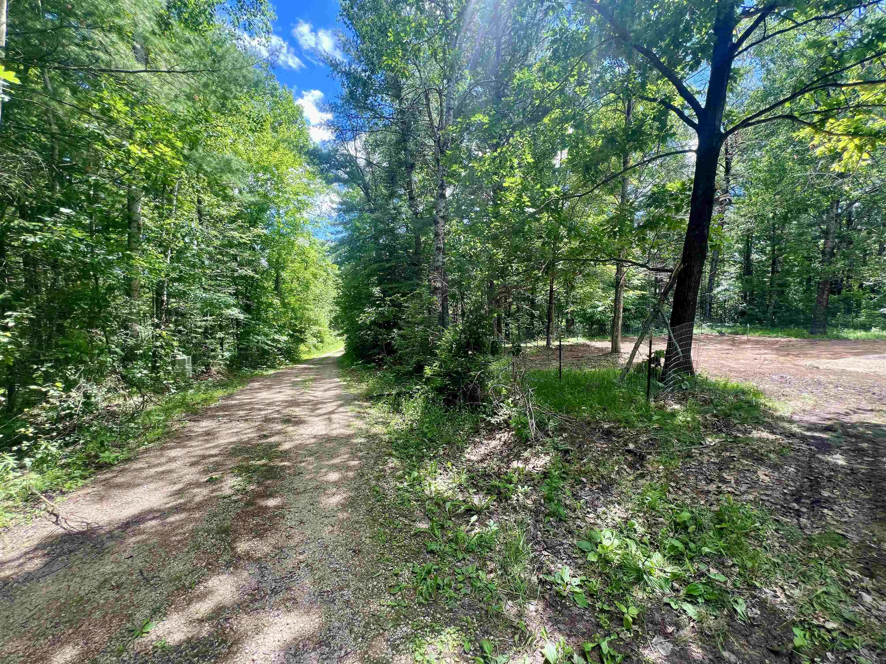 N15475 Hardwoods Road Amberg, WI 54102 - Photo 9 of 15