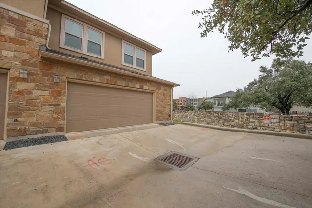 a view of a house with a outdoor space