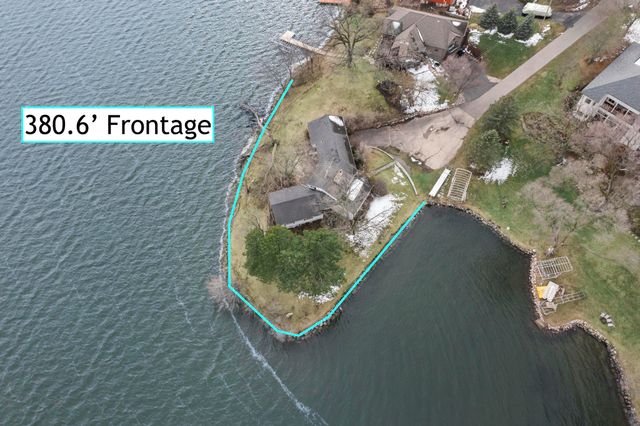 N7592 West Lakeshore Drive, Whitewater, WI 53190