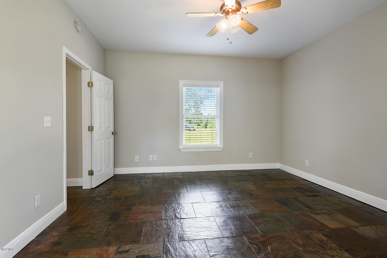 5 R Moran Road McHenry, MS 39561 - Photo 13 of 21 017_1600x1067_mls_1600x1067