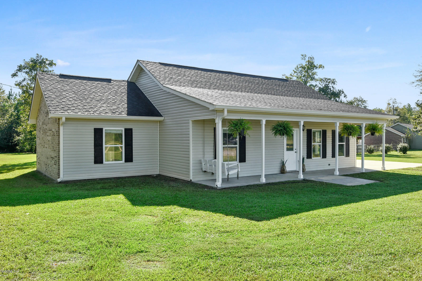 5 R Moran Road McHenry, MS 39561 - Photo 3 of 21 003_1600x1067_mls_1600x1067