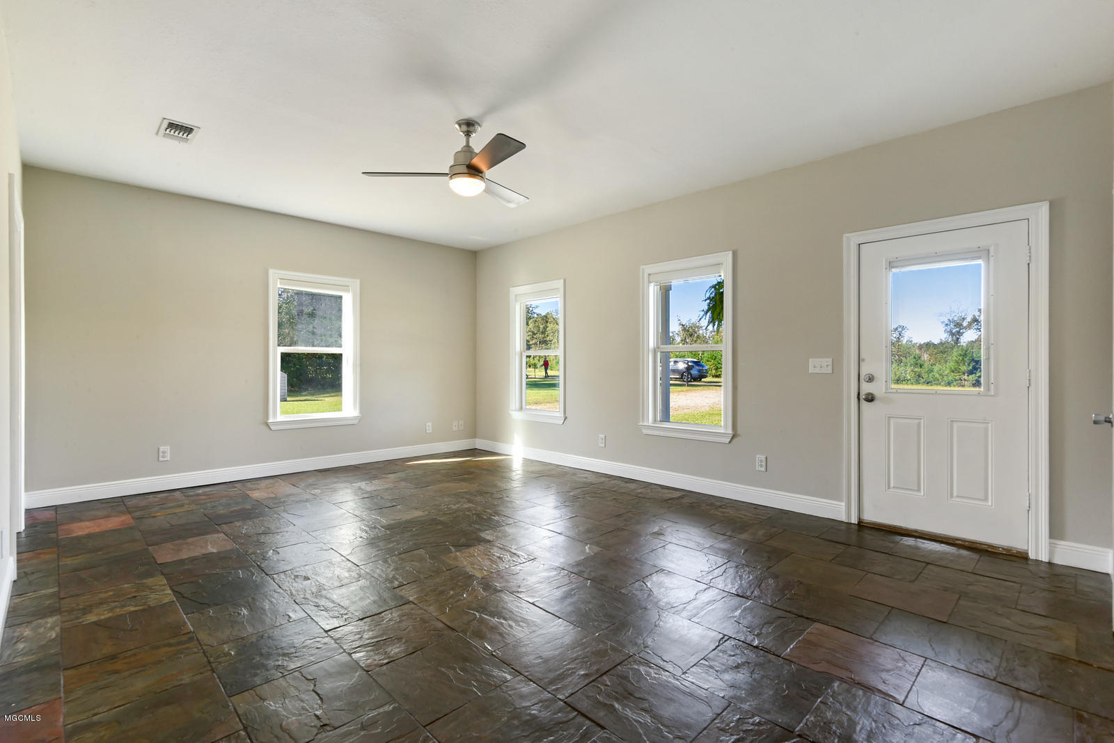 5 R Moran Road McHenry, MS 39561 - Photo 6 of 21 006_1600x1067_mls_1600x1067