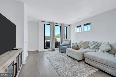 $1,495,000 | 1249 Northside Park Boulevard, Potomac, MD 20854