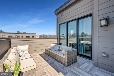 $1,495,000 | 1249 Northside Park Boulevard, Potomac, MD 20854