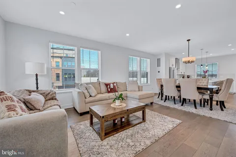 $1,495,000 | 1249 Northside Park Boulevard, Potomac, MD 20854